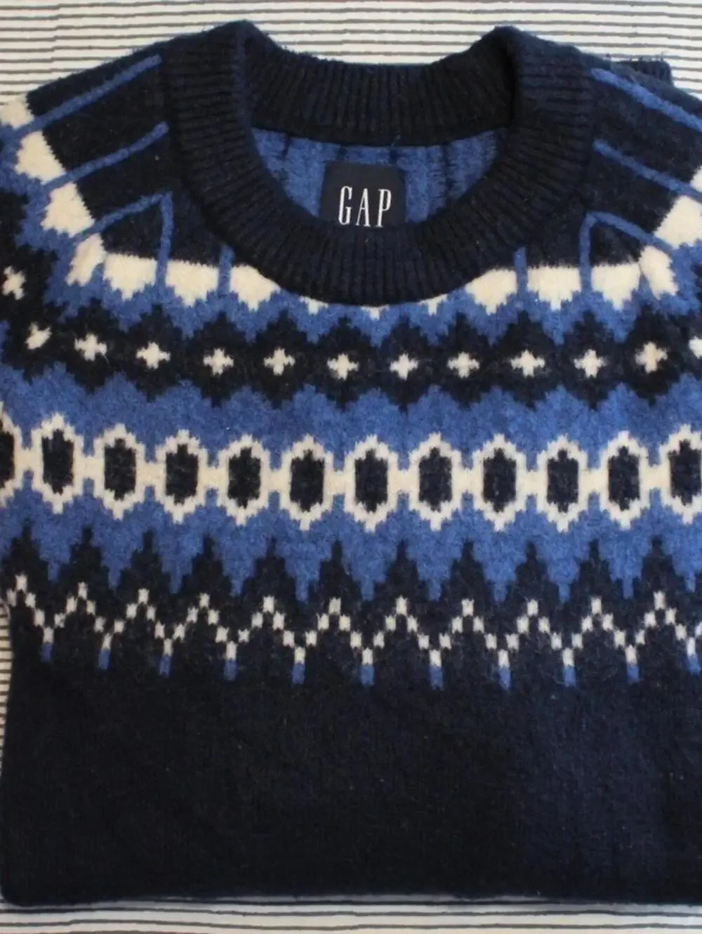 Gap $88 Small Navy Blue White Fair Isle Nordic Crew Neck Wool Blend Sweater